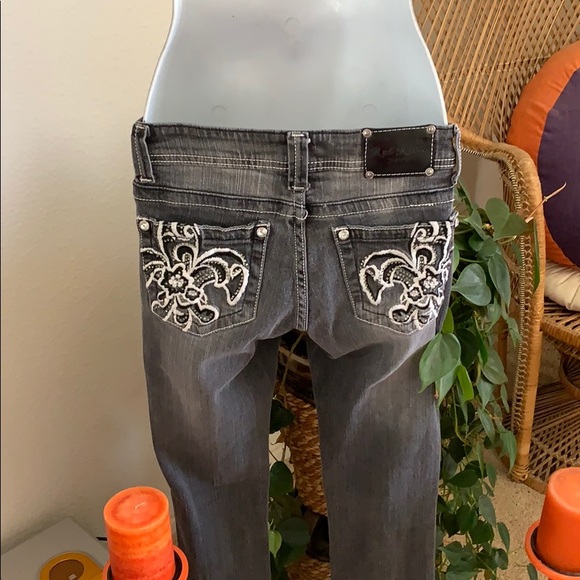 Red rivet black jeans - Picture 3 of 3